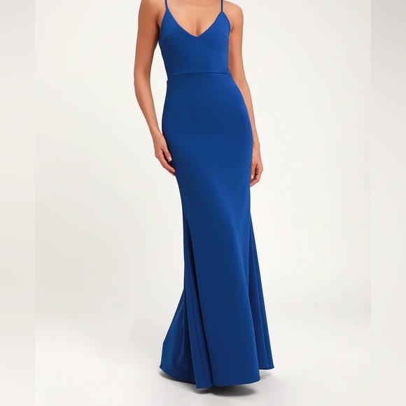 Lulus Dresses & Skirts - Lulus Blue Maxi Dress
Size Small